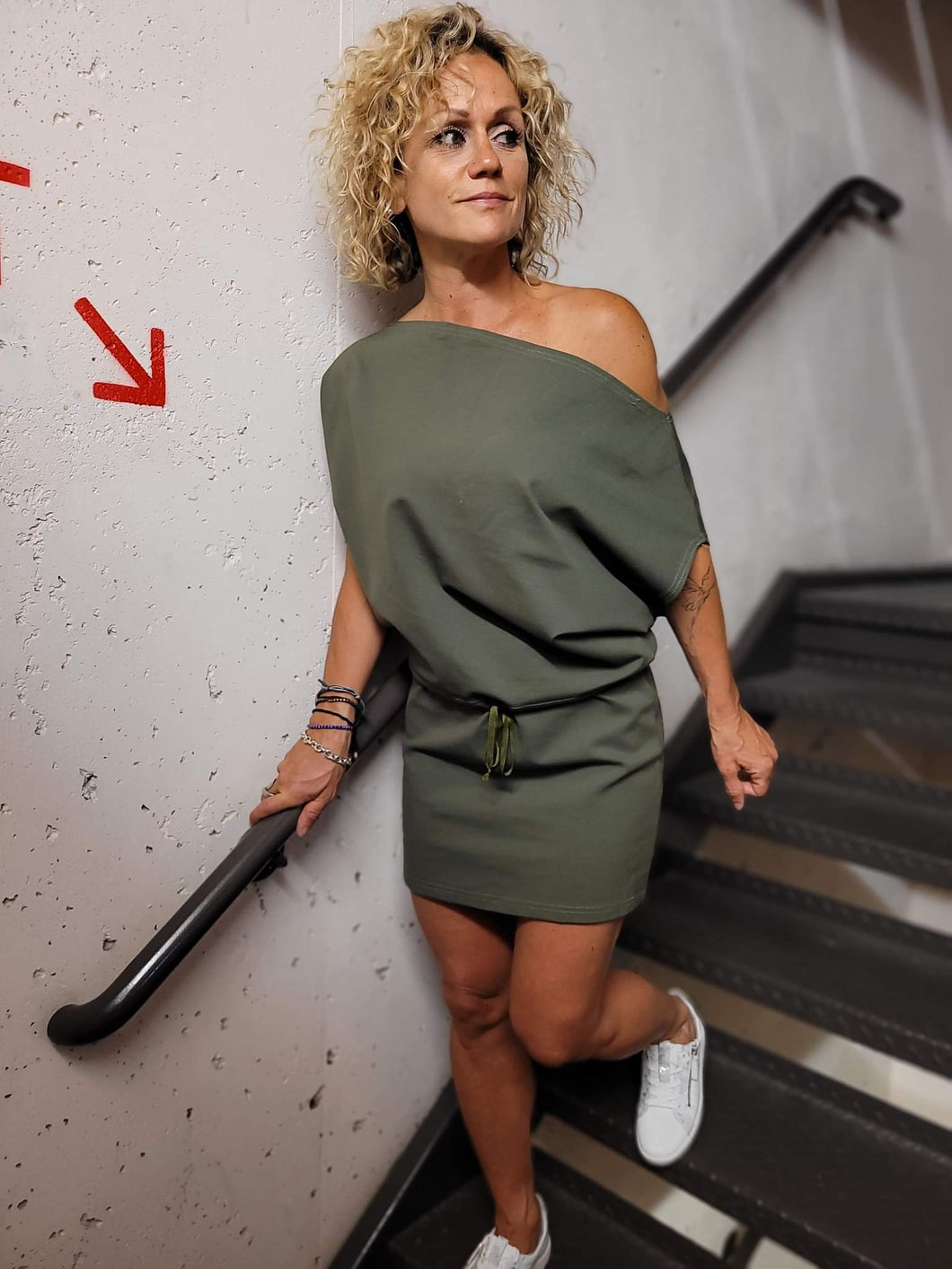 Robe manches courtes olive 90.00$