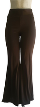 Charger l&#39;image dans la galerie, Chandail ample blanc 35$ Pantalon pattes larges 50$
