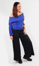 Charger l&#39;image dans la galerie, Pantalon Paladio marine 80$. Chandail long Azul 55$
